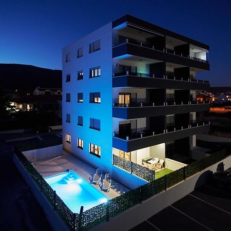 Sore Trogir Bagian luar foto