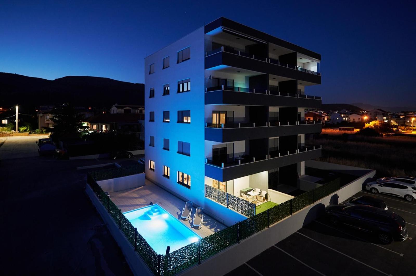 Sore Trogir Bagian luar foto